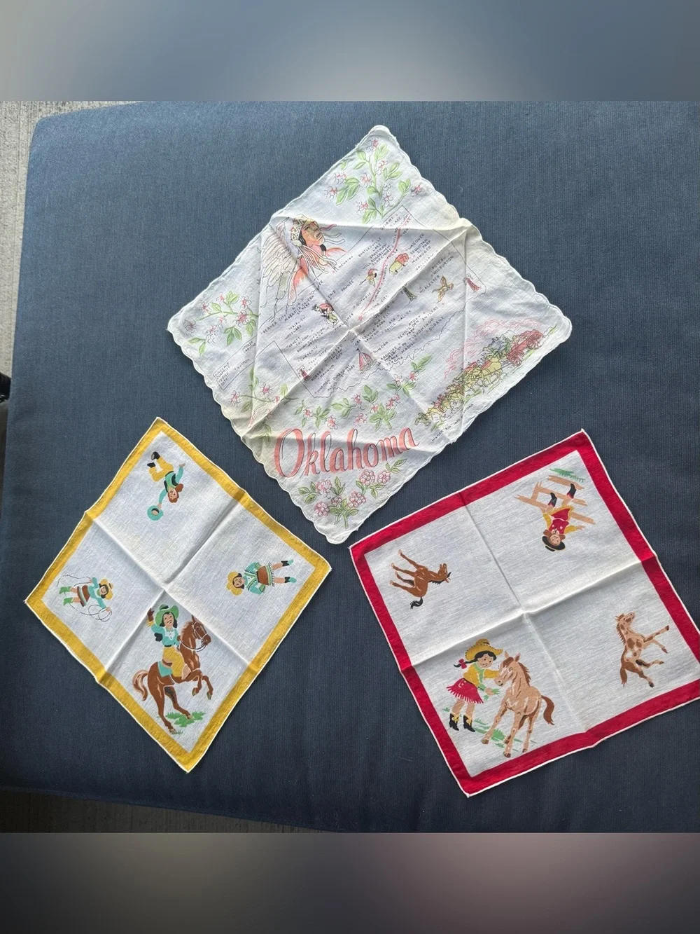 🆕VTG Children’s Handkerchiefs🆕